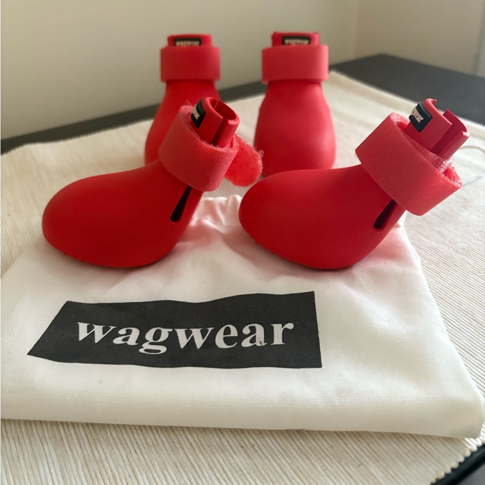 WAGWELLIES BY WAGWEAR